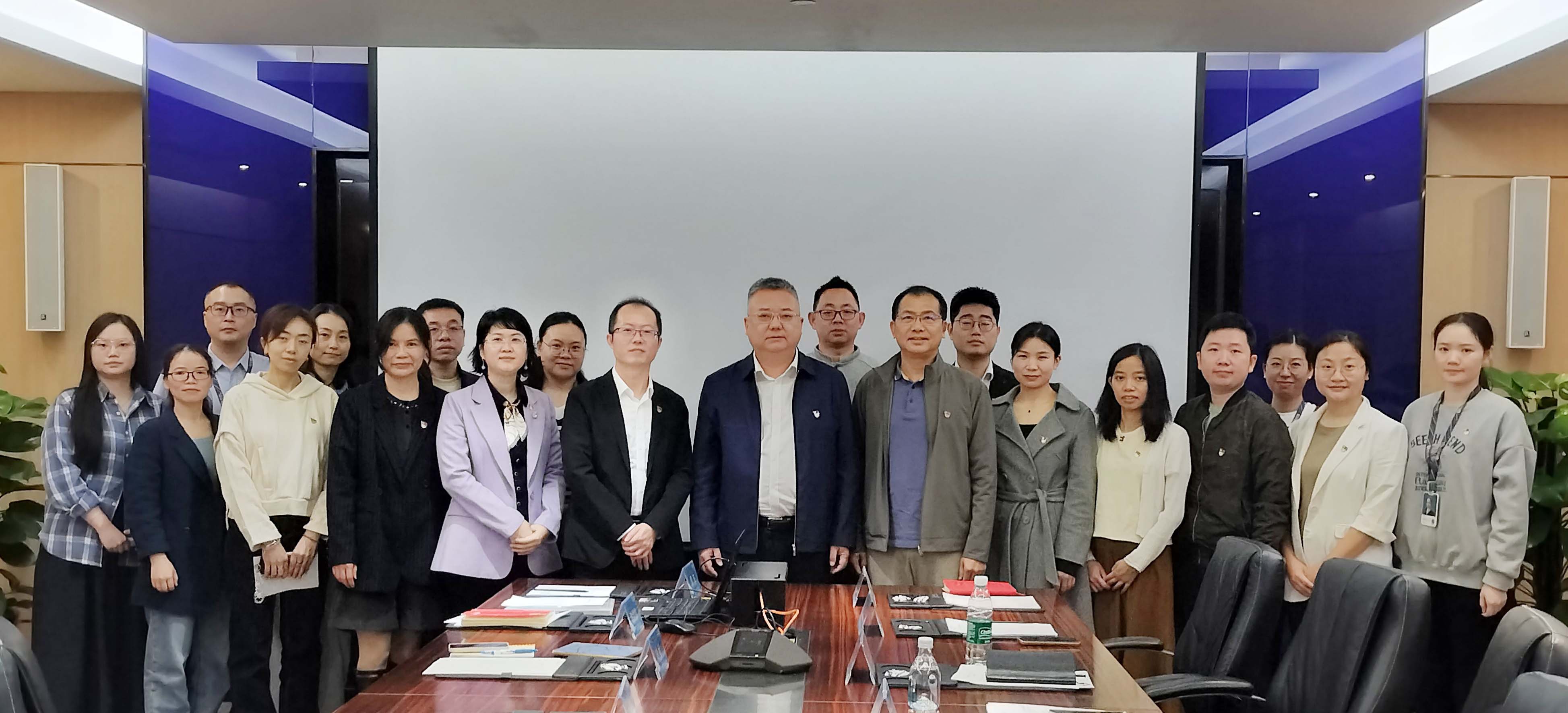 李程任深圳市pa视讯供应链股份有限公司党委书记，钟志华任党委副书记、纪委书记